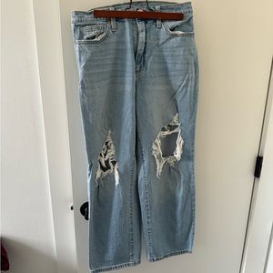 Universal Thread light wash ripped jeans 10/30R boot cut